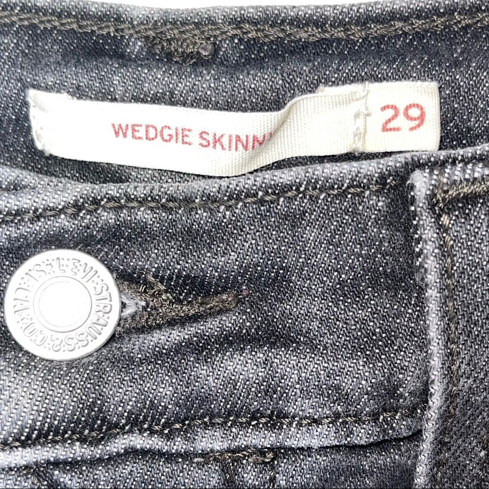 LEVI'S x REVOLVE Dark Gray Button Fly Wedgie Skinny Cropped Jeans Size 29 - Picture 9 of 10